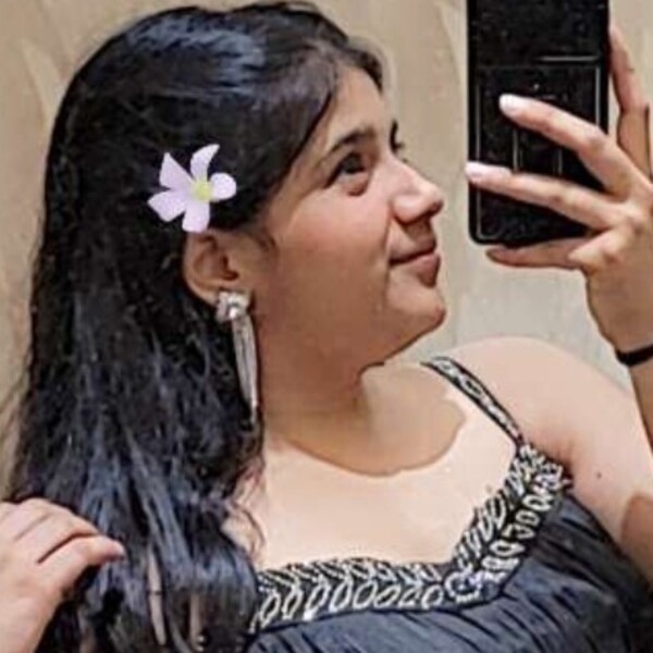 Shreya - English tutor - Meerut