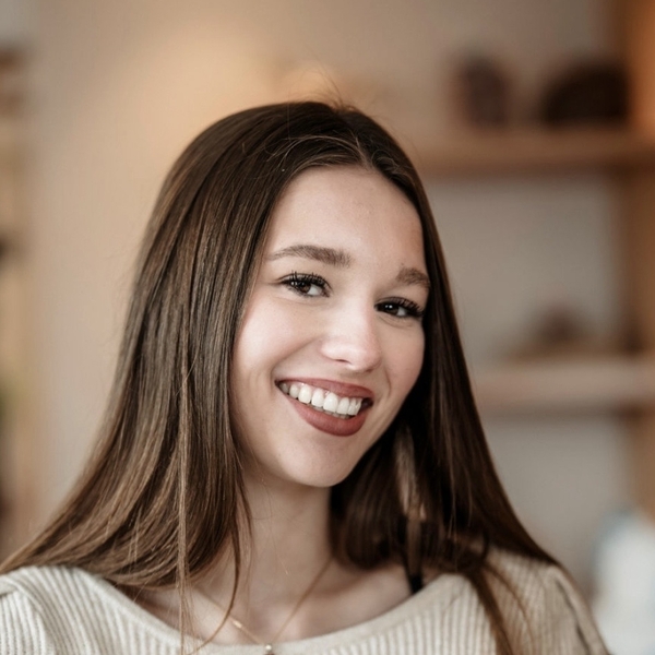 Emily - Deutschlehrerin - Unterleidenberg