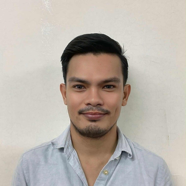John Edu - English speaking teacher - Butuan
