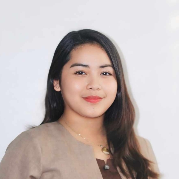 Cindy Claire - Physical Education tutor - Malaybalay City