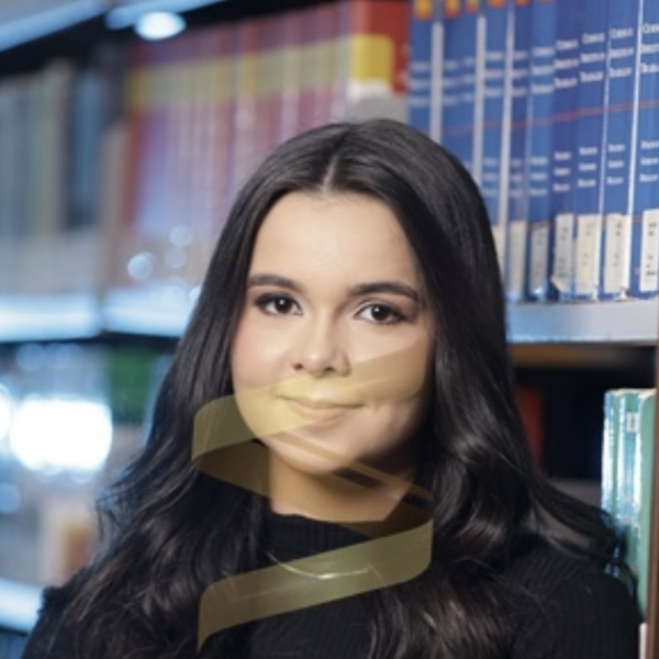 Laura - Prof de odontologia - Cocalzinho de Goiás