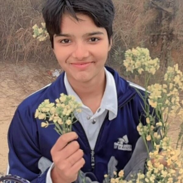 Lakshita - History teacher - Faridabad