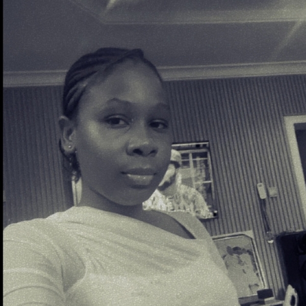 Bukola - English tutor - Tamarac