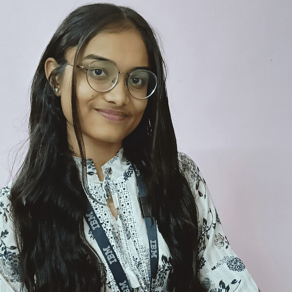 Madhavi - Computer programming tutor - Pune