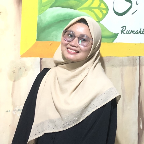 Laela - Guru mengaji - Kecamatan Medan Satria