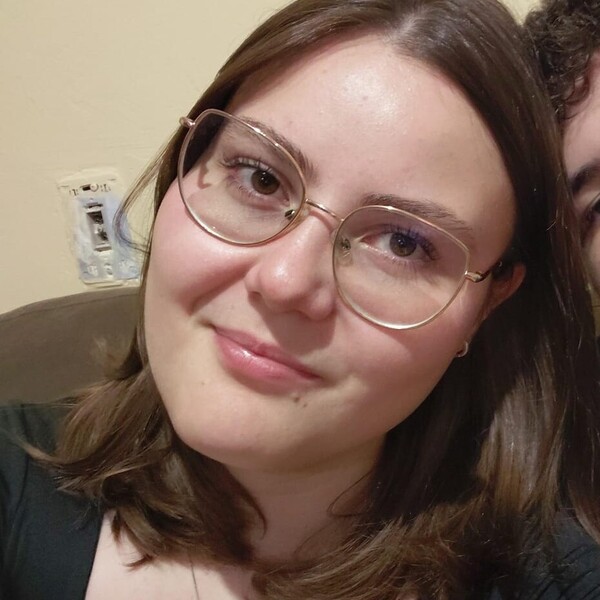 Maria Isabella - Professor de espanhol - Cascavel