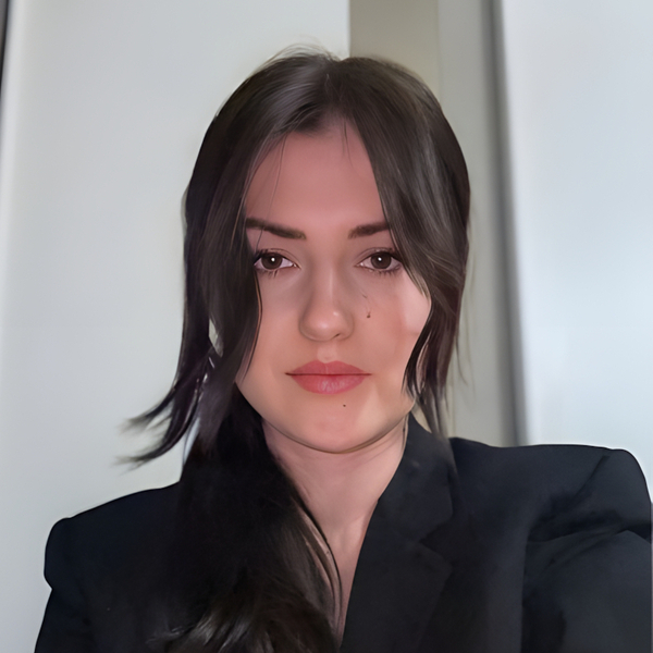 Riya - Computer programming tutor - Ottawa