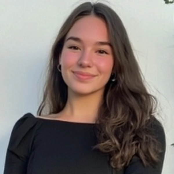 Maeve - Computer programming tutor - Cardiff