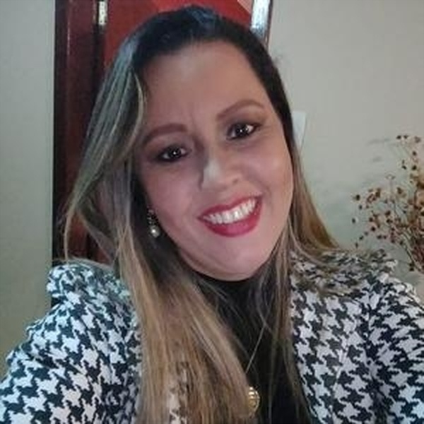 Cássia - Professor de português - Ibirité