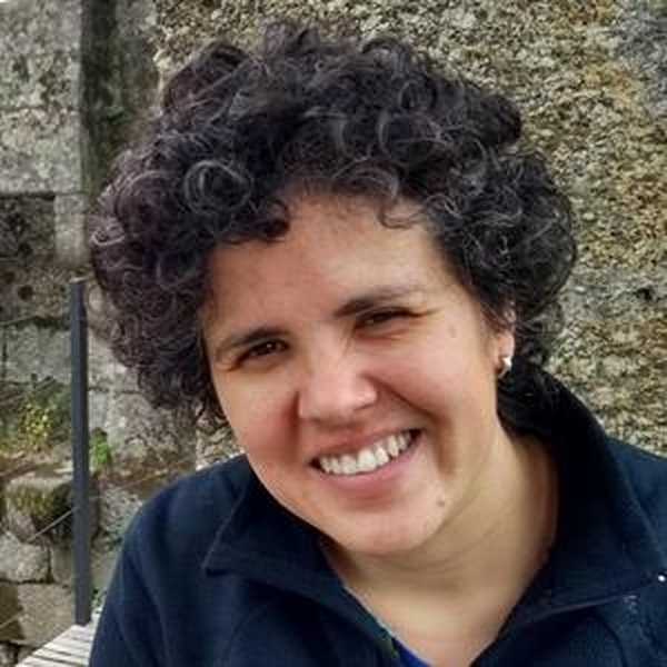 Michelle Tatiane - Professor de história - Franca