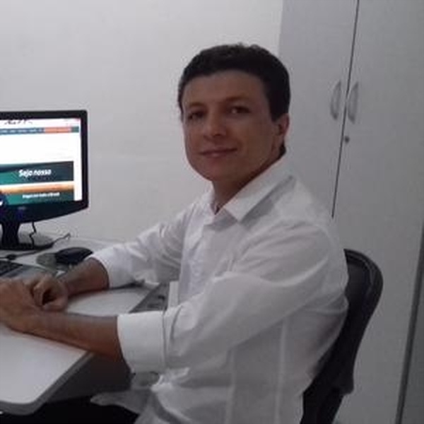 Dennys - Professor de história - Juazeiro do Norte