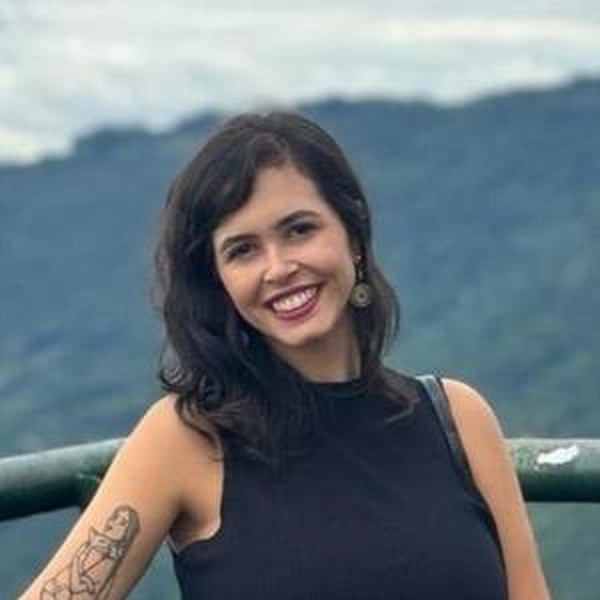 Marceli - Professor de biologia - Porto Alegre