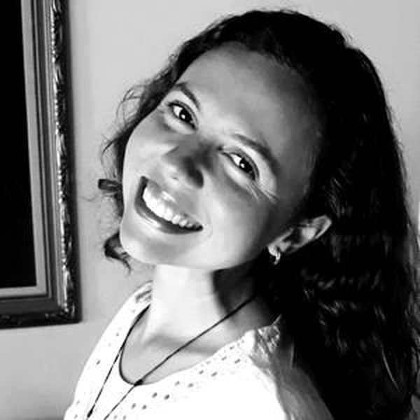 Mariana - Professor de inglês - Belo Horizonte