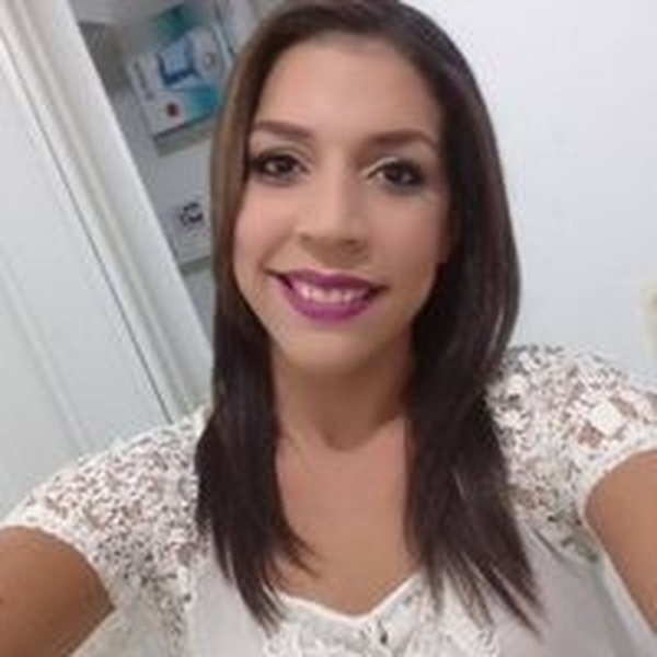 Elayne - Professor de biologia - Teresina