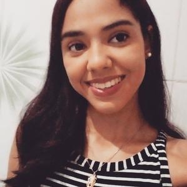 Denise - Professor de pedagogia - São João de Meriti