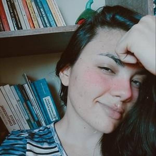 Amanda - Professor de ciências sociais - Iguatu (Ceará)