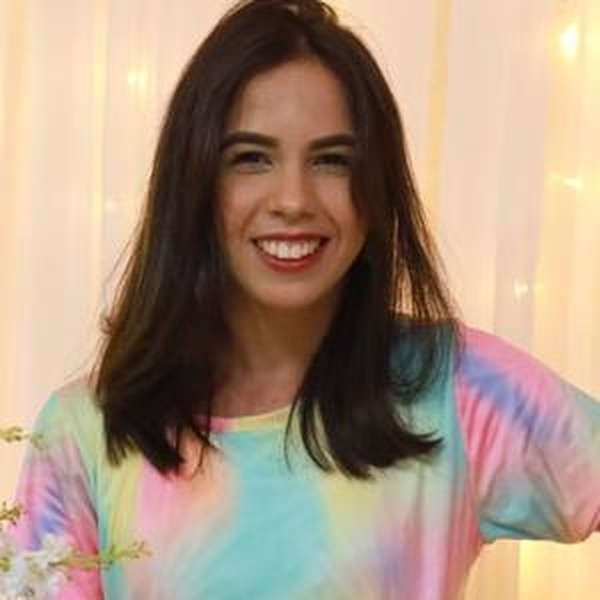 Alice - Professor de informática - Lago da Pedra