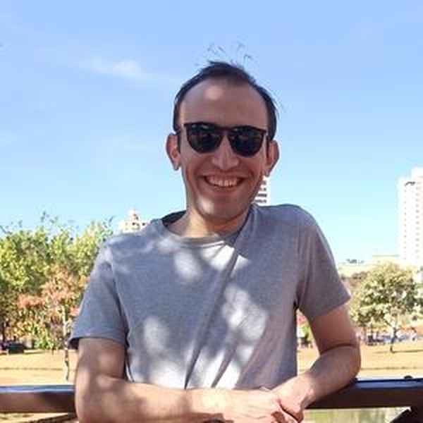 Rogério - Professor de biologia - Porto Alegre