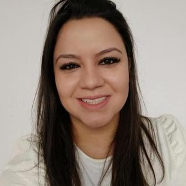 Natália - Professor de administração - São Paulo
