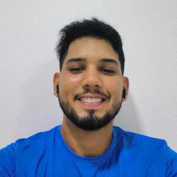 Gustavo - Professor de matemática - João Pessoa