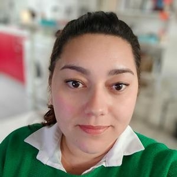 Luciana - Professor de literatura - Florianópolis