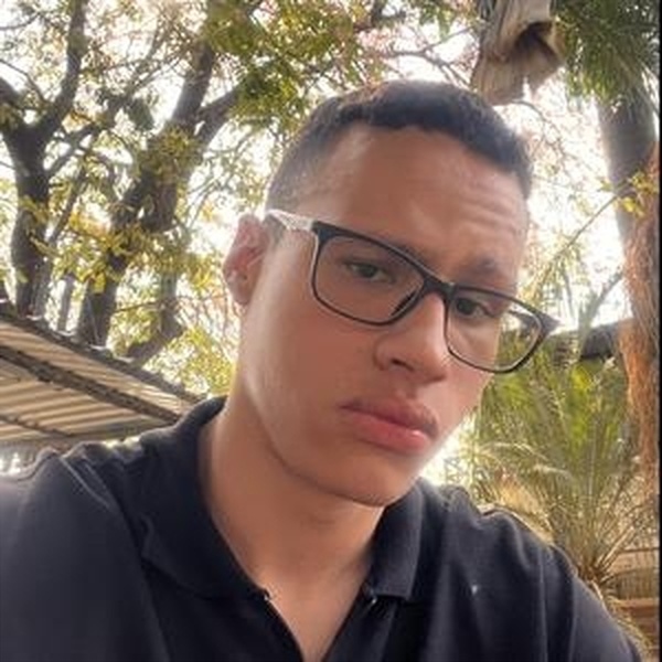 Pedro - Professor de história - Itabirito