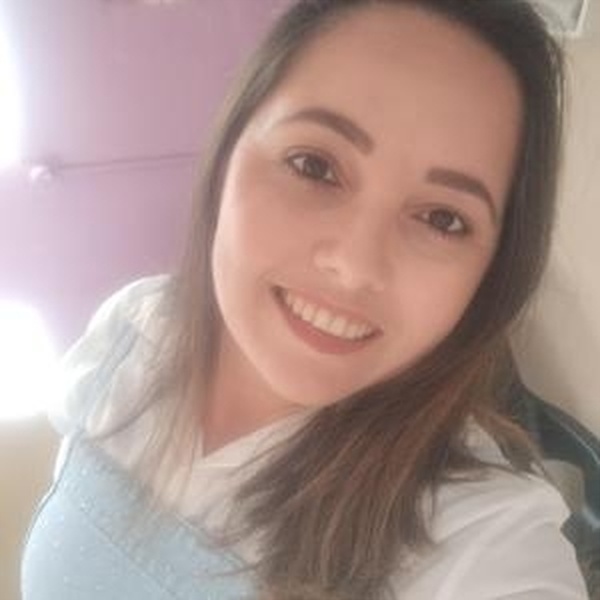 Andreza - Professor de matemática - Lagoa Dourada (Minas Gerais)
