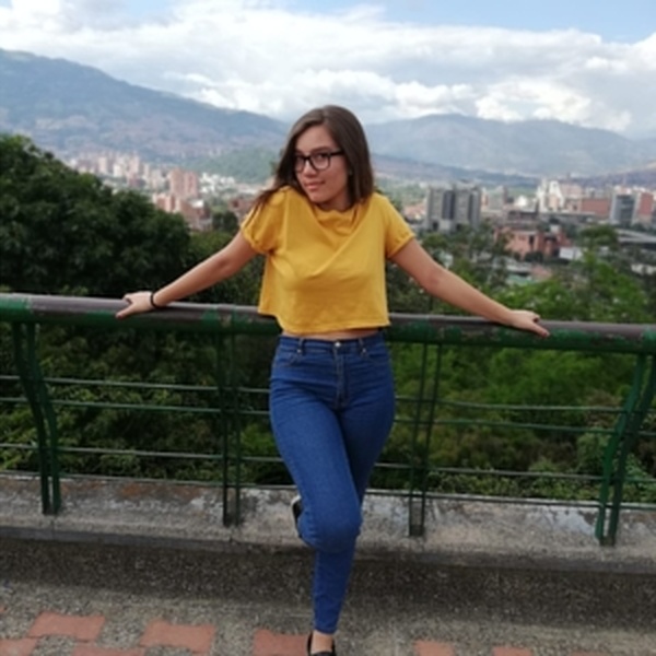 Daniela - Profe de traducción - inglés - Medellín