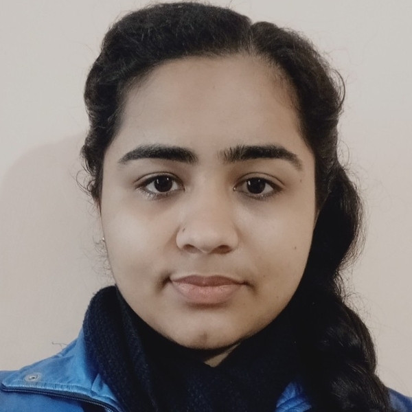 Priyanka - English teacher - Lucknow