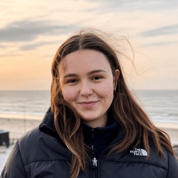 Maisie - Geography tutor - Hook
