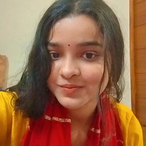 Akriti - History tutor - New Delhi