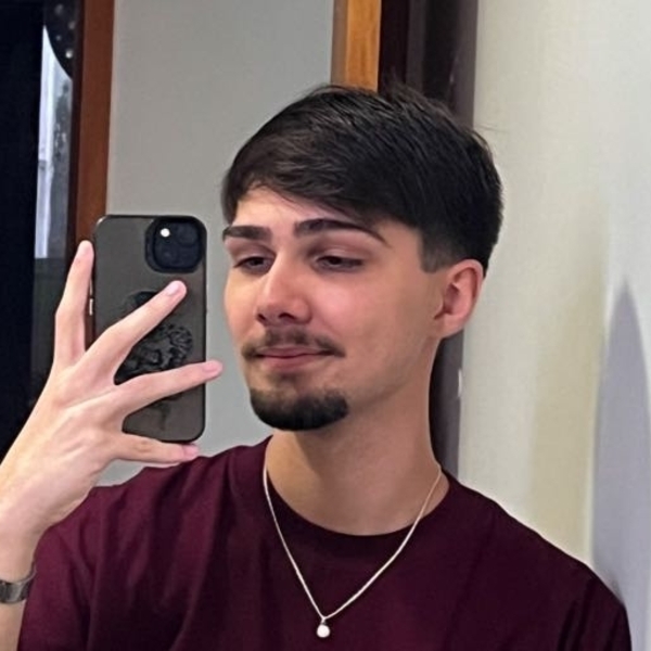 Lucas - Professor de Matemática - Rio de Janeiro