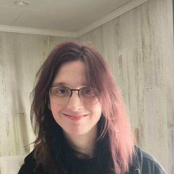 Aster Mara -  engelsklærer - Nittedal