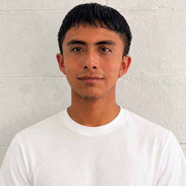 Andres Isai - Profesor de español y literatura - Tequexquináhuac