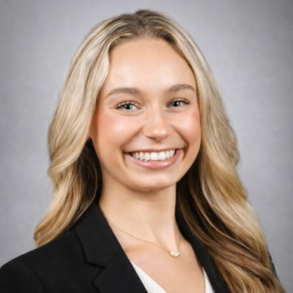 Nora - French tutor - Dartmouth
