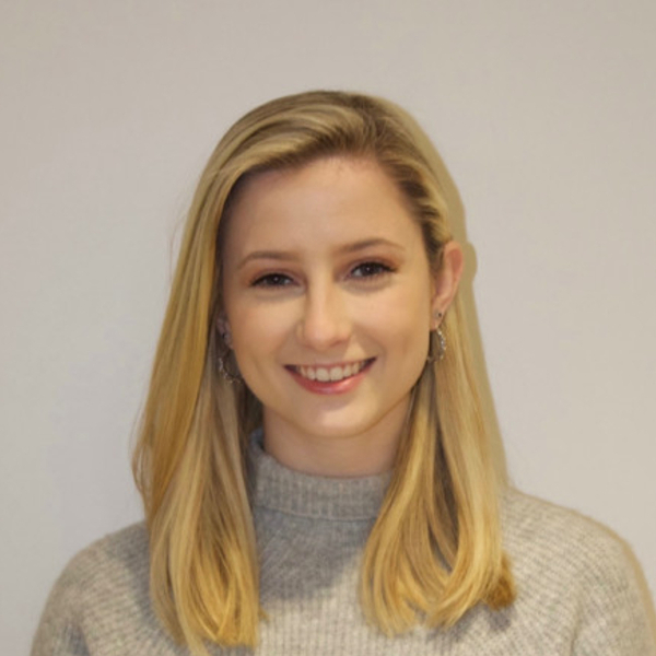 Nora - French tutor - London