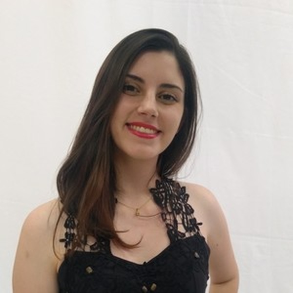 Natália - Professor de Biologia - Terra Bonita