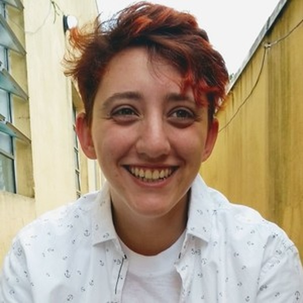 Giovanna - Professor de Português - Nova Gerti