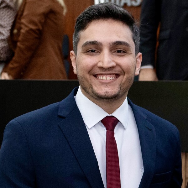 Dr Eduardo - Professor de direito trabalhista - Anápolis