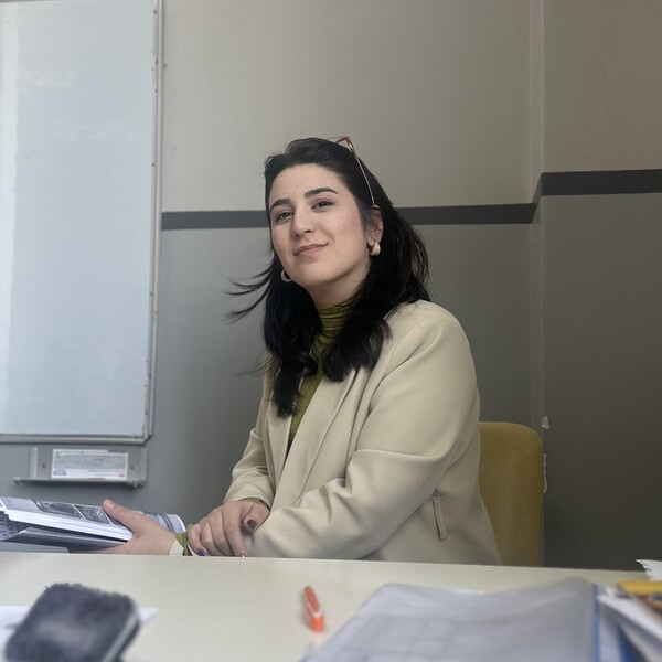 Açelya - İngilizce öğretmeni - 