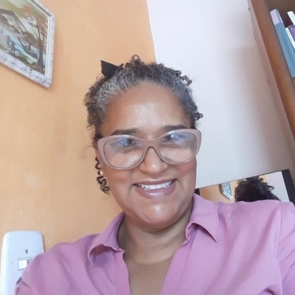 Berenice Padua - Professor de Alfabetização - Lorena