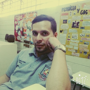 Anthony - Profe de historia - 