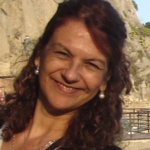 Shirley - Prof de portugais brésilien - Rouen
