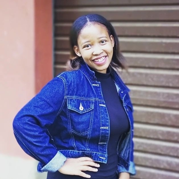 Bongeka - Accounting tutor - Richards Bay