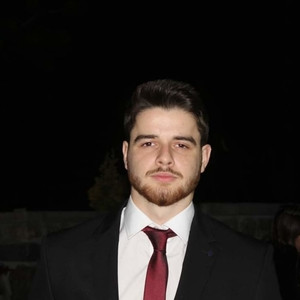 Manuel - Prof de estratégia empresarial - Porto