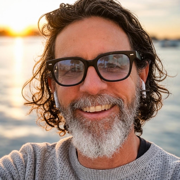 Julio garcia - Art and design tutor - Hollywood
