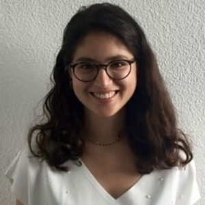 Chloé - Prof de préparation concours écoles de commerce - Paris