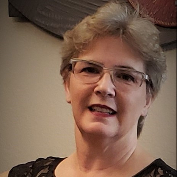 Beth - Piano teacher - Lima