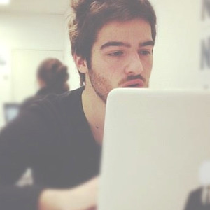 Simon - Prof d'initiation informatique - Bordeaux