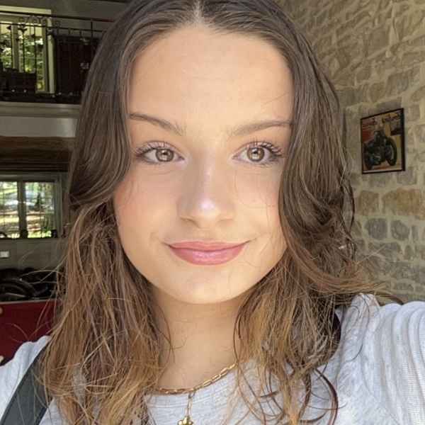 Victoria - Prof d'italien - Besançon